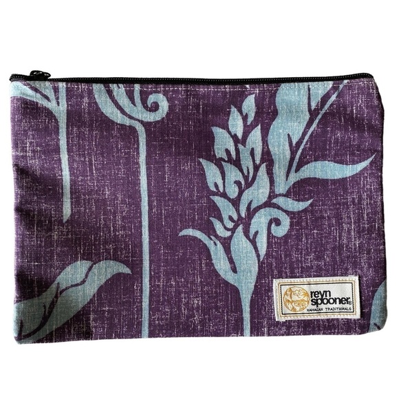 Nwt REYN SPOONER Purple Iris Zippered Cosmetic Bag - Picture 1 of 7